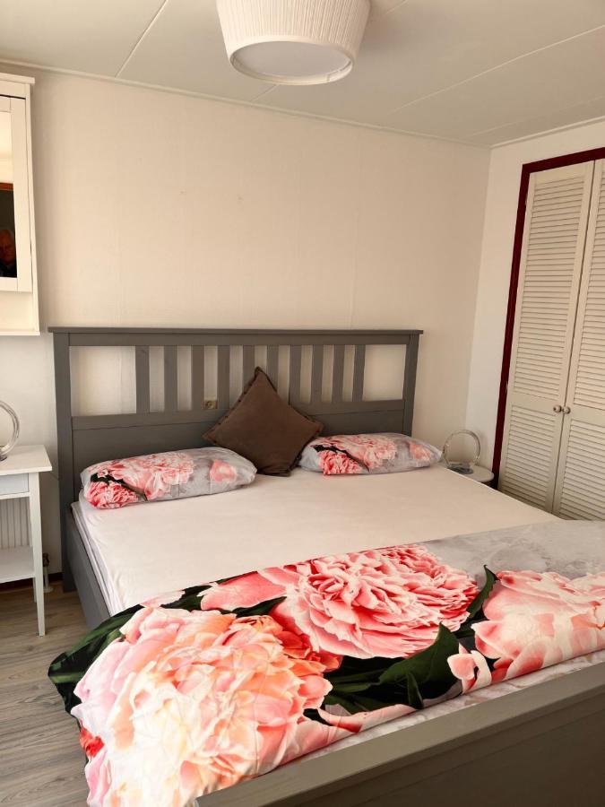 Chalet U20 Hotel Makkum Buitenkant foto